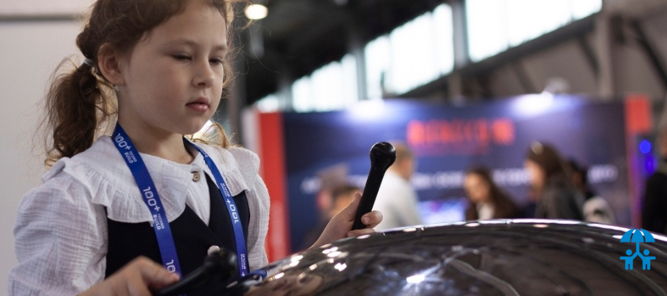 Два детских сада Екатеринбурга получили уличные музыкальные инструменты «КАЛИПСО 500»