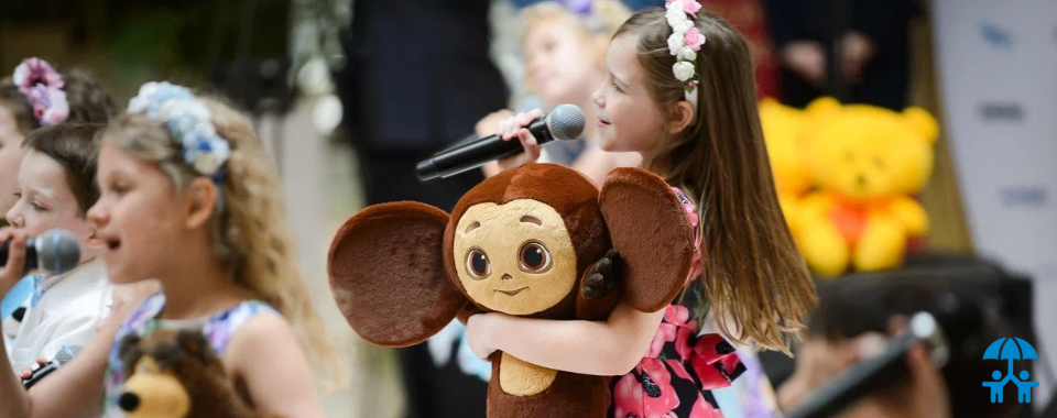 Путин назвал важным предложение Юлианы Слащевой о поддержке производителей детских игрушек