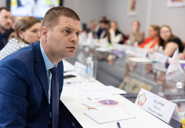 шаров.png шаров.png