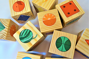 Фабрика детской игрушки представляет Деревянные кубики Сортировка цвета и формы