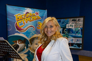 Ирина Пегова озвучила отважную Стрелку в анимационном блокбастере  «Белка и Стрелка 3» студии КиноАтис