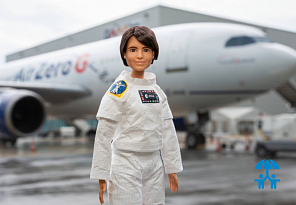 Кукла Barbie готова отправиться в космос